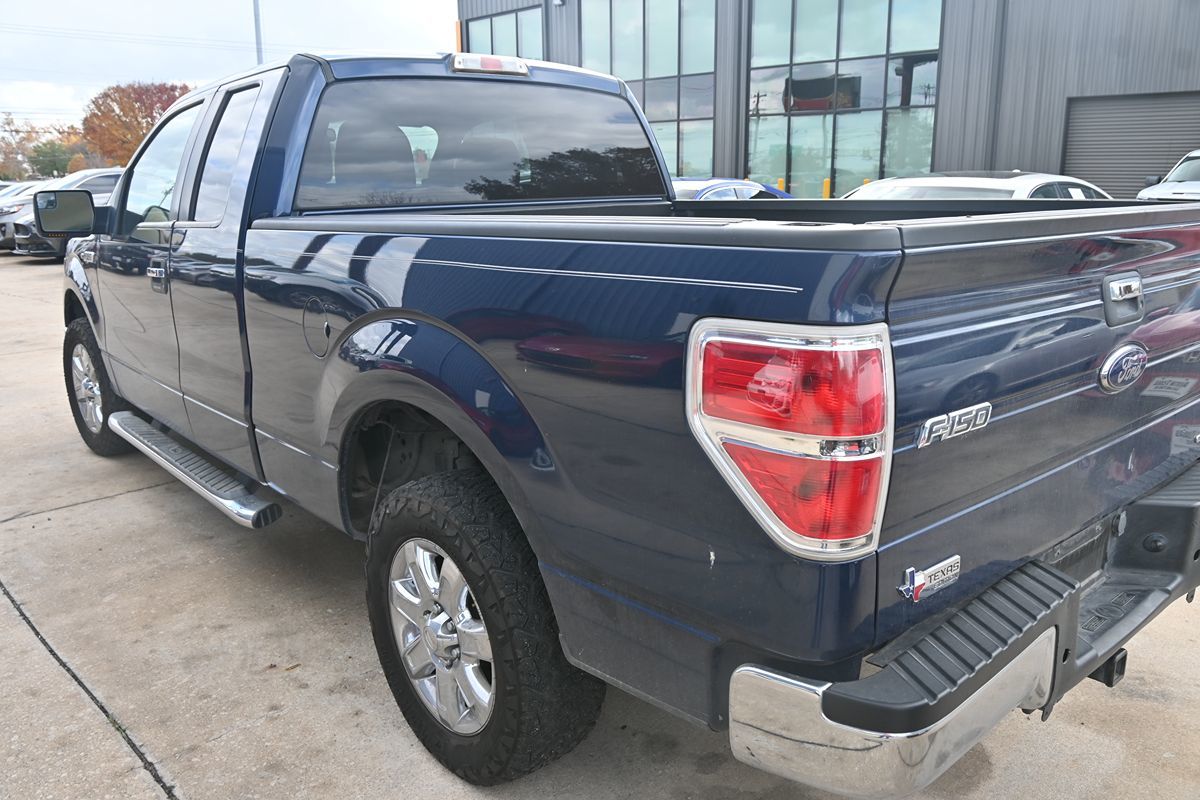 2013 Ford F-150 XLT photo 6