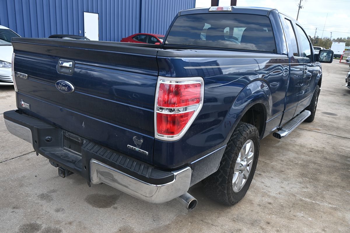 2013 Ford F-150 XLT photo 5