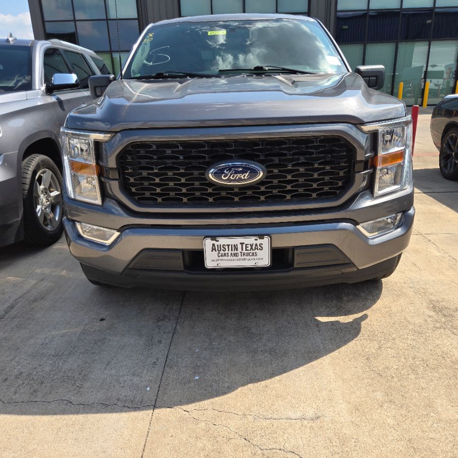 2021 Ford F-150 XLT photo 3