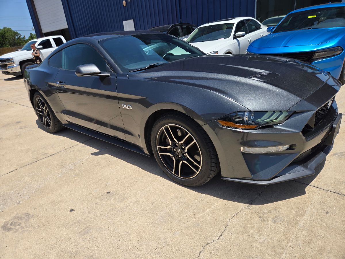 2020 Ford Mustang GT photo 3