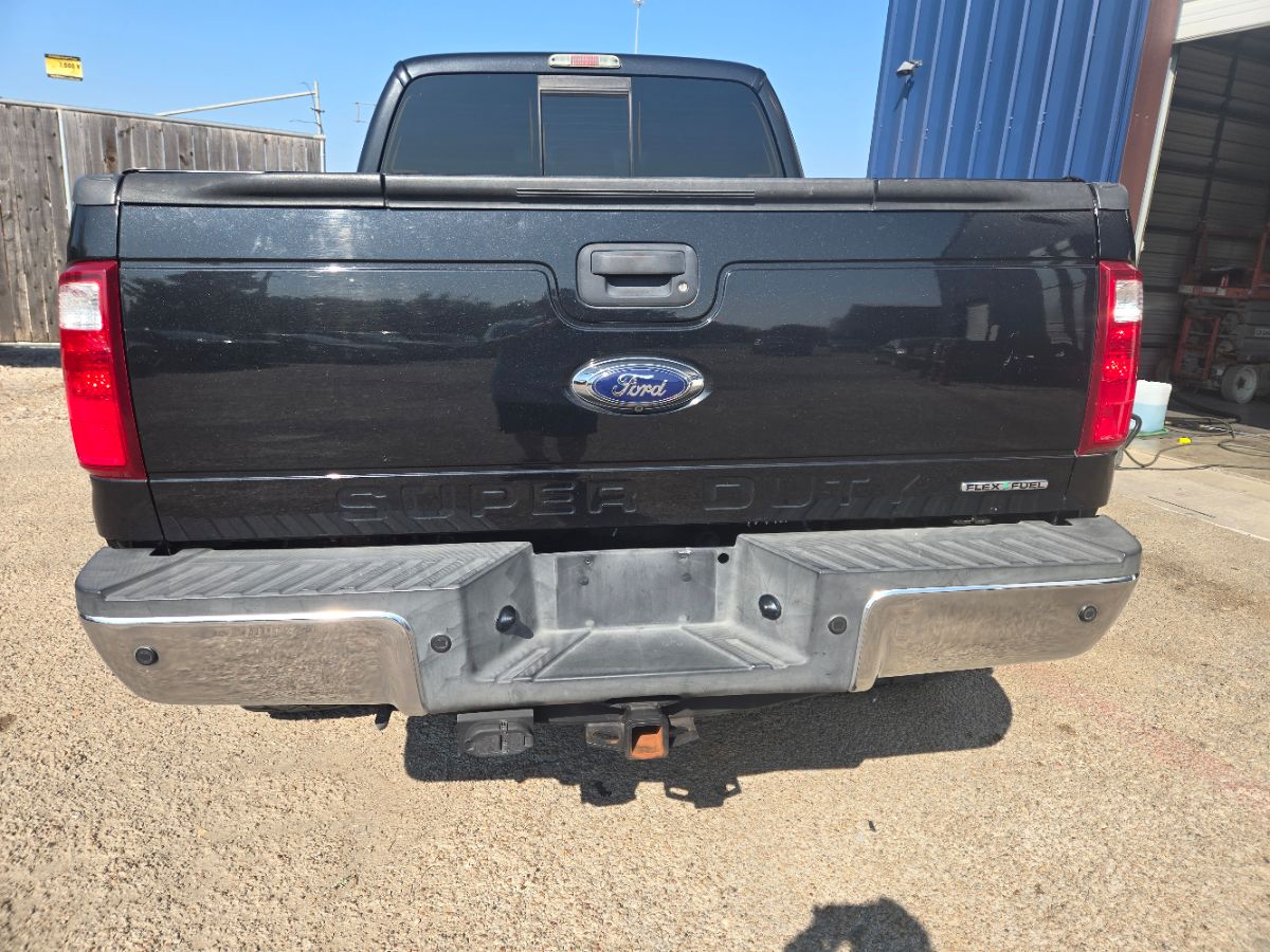 2015 Ford F-250 Lariat photo 4