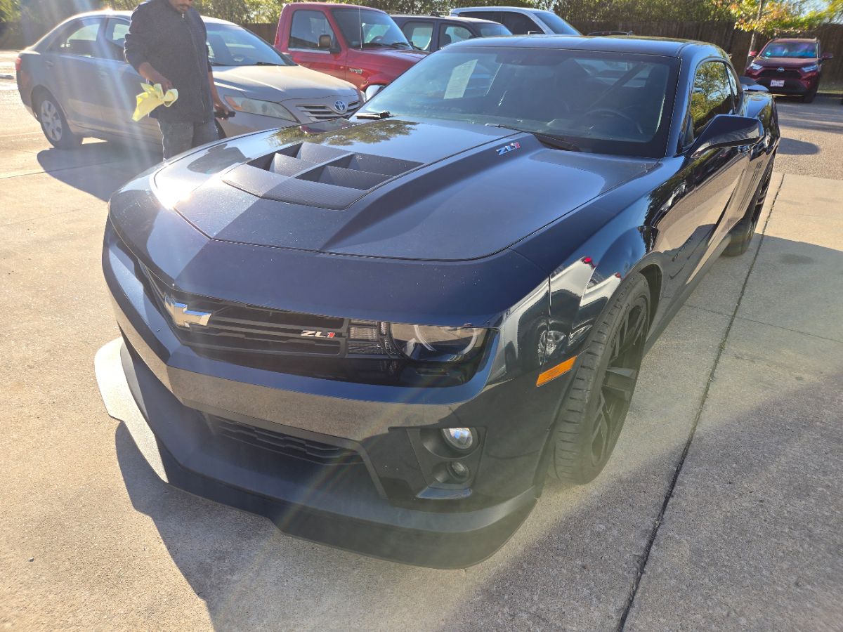 2013 Chevrolet Camaro ZL1 photo 3