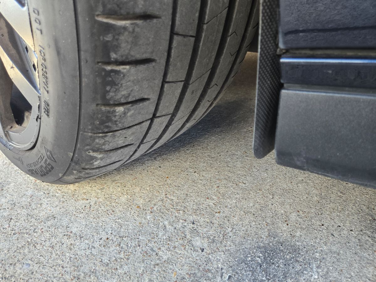 2013 Chevrolet Camaro ZL1 photo 2