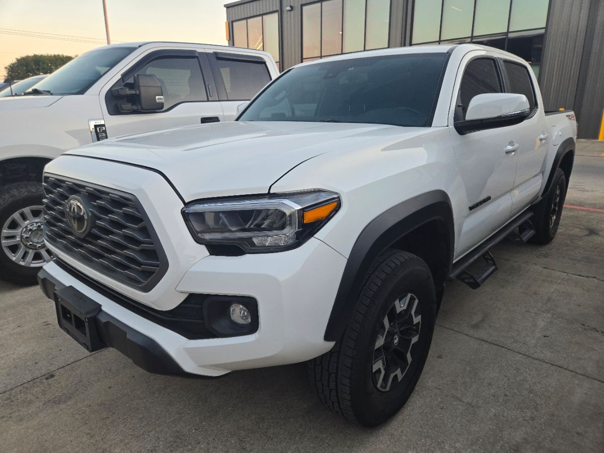 2023 Toyota Tacoma 4x4 SR Double Cab V6 photo 2