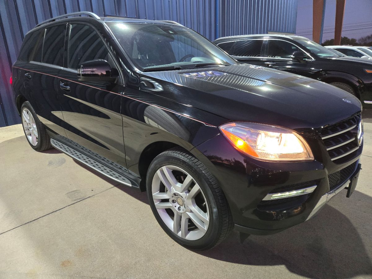 2015 Mercedes Benz ML 350 photo 2
