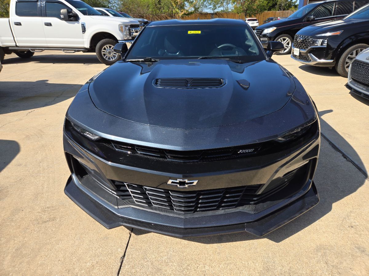 2019 Chevrolet Camaro 1SS photo 3