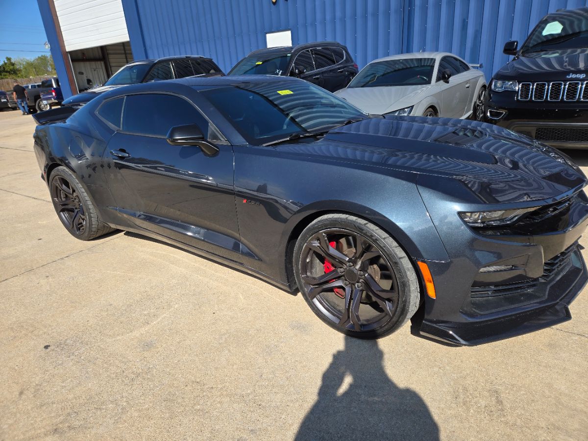 2019 Chevrolet Camaro 1SS photo 4