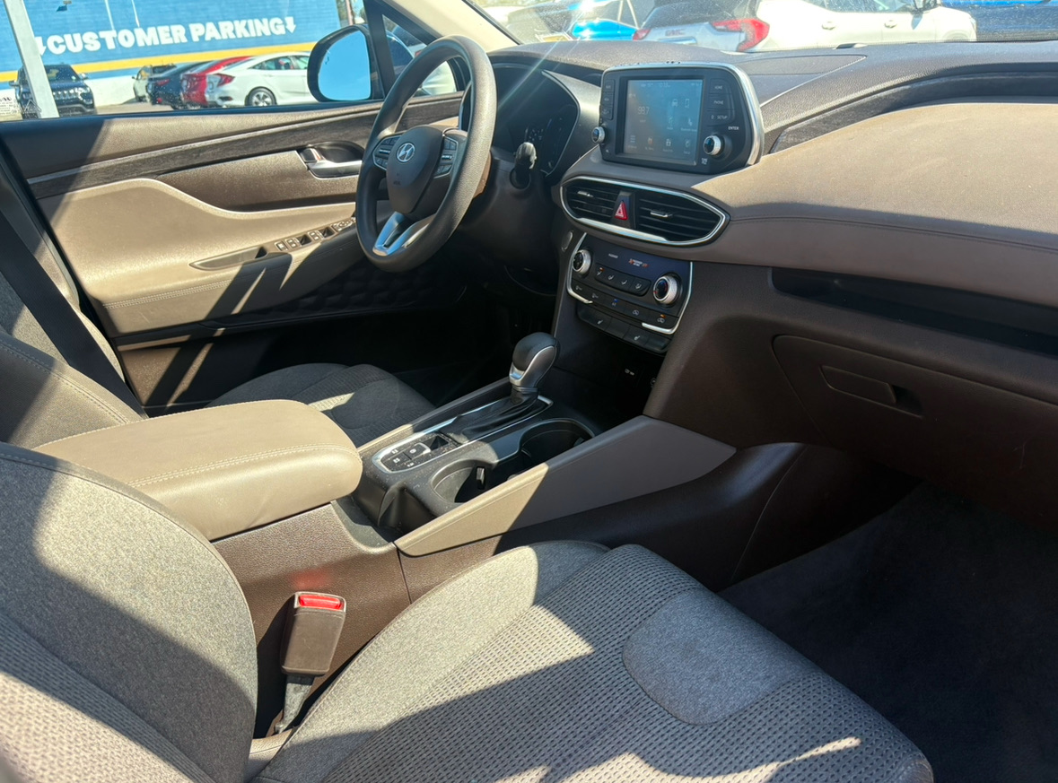 2019 Hyundai Santa Fe SEL - Photo 4
