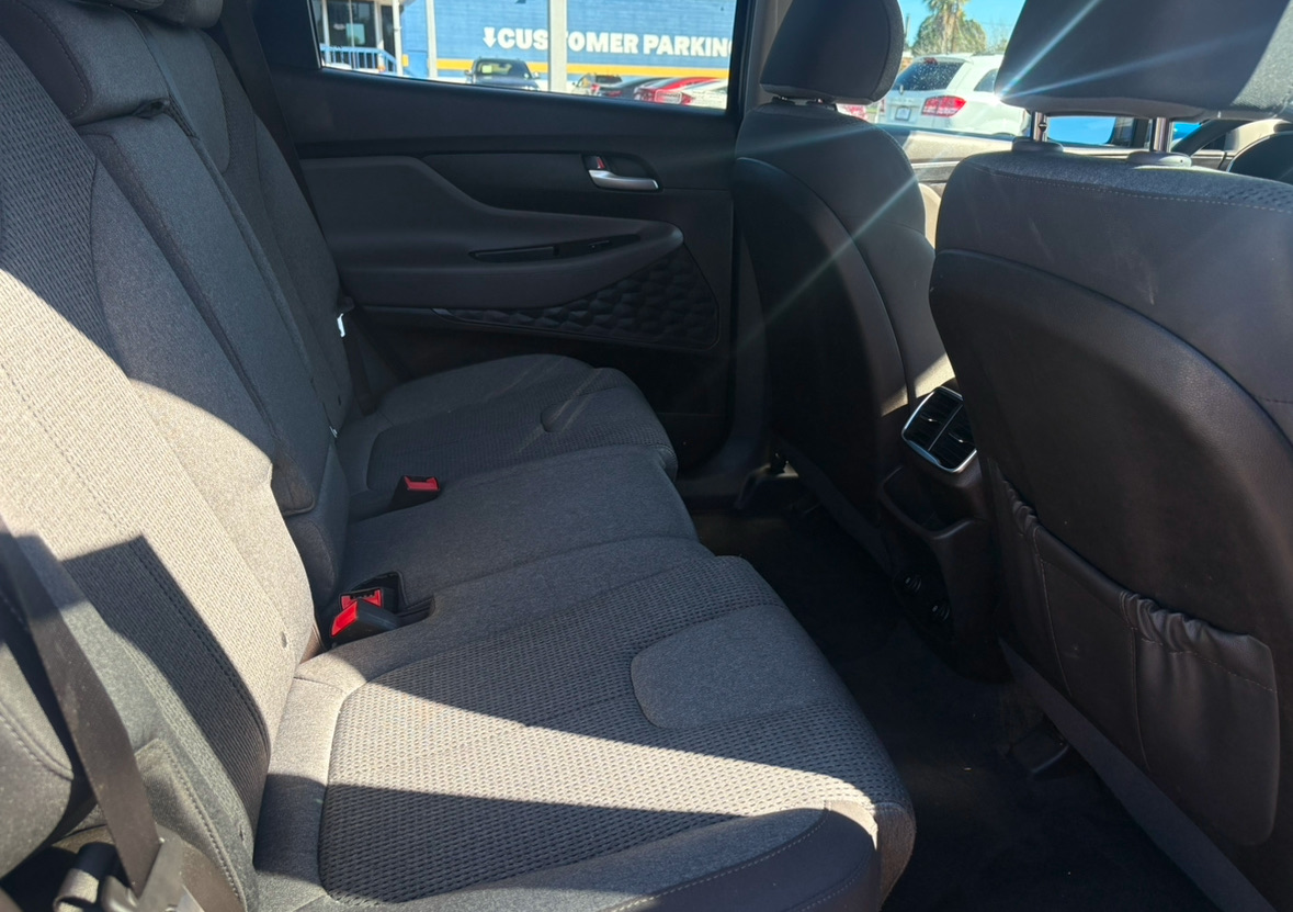 2019 Hyundai Santa Fe SEL - Photo 5