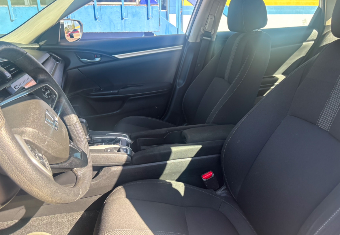 2019 Honda Civic LX - Photo 2