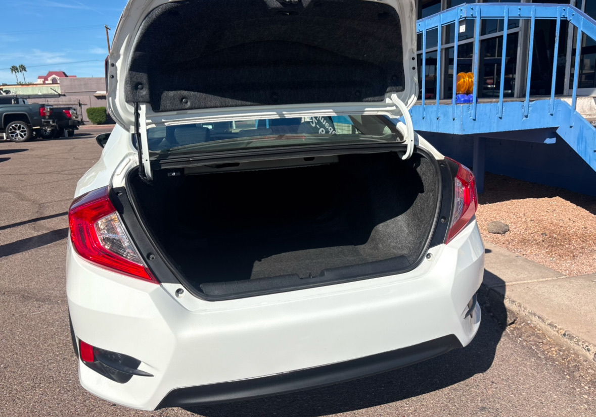 2019 Honda Civic LX - Photo 5