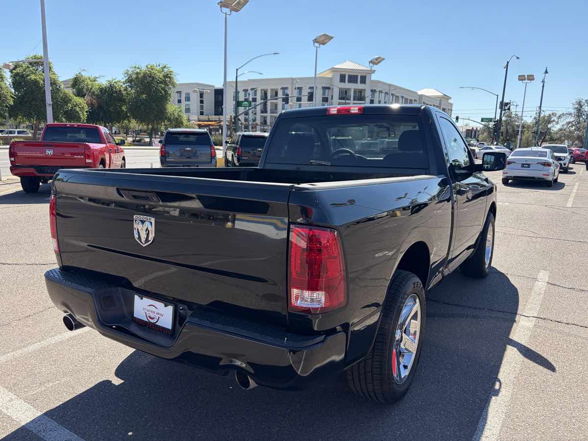 Photo 4 of this Ram 1500