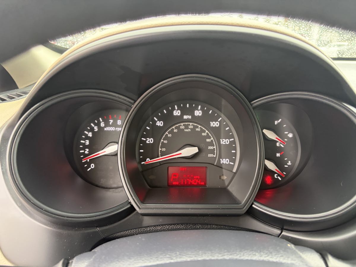 Photo 9 of this Kia Rio