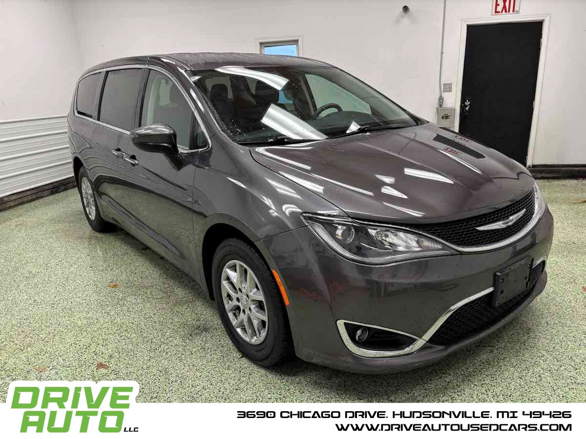 2017 Chrysler Pacifica Touring Plus