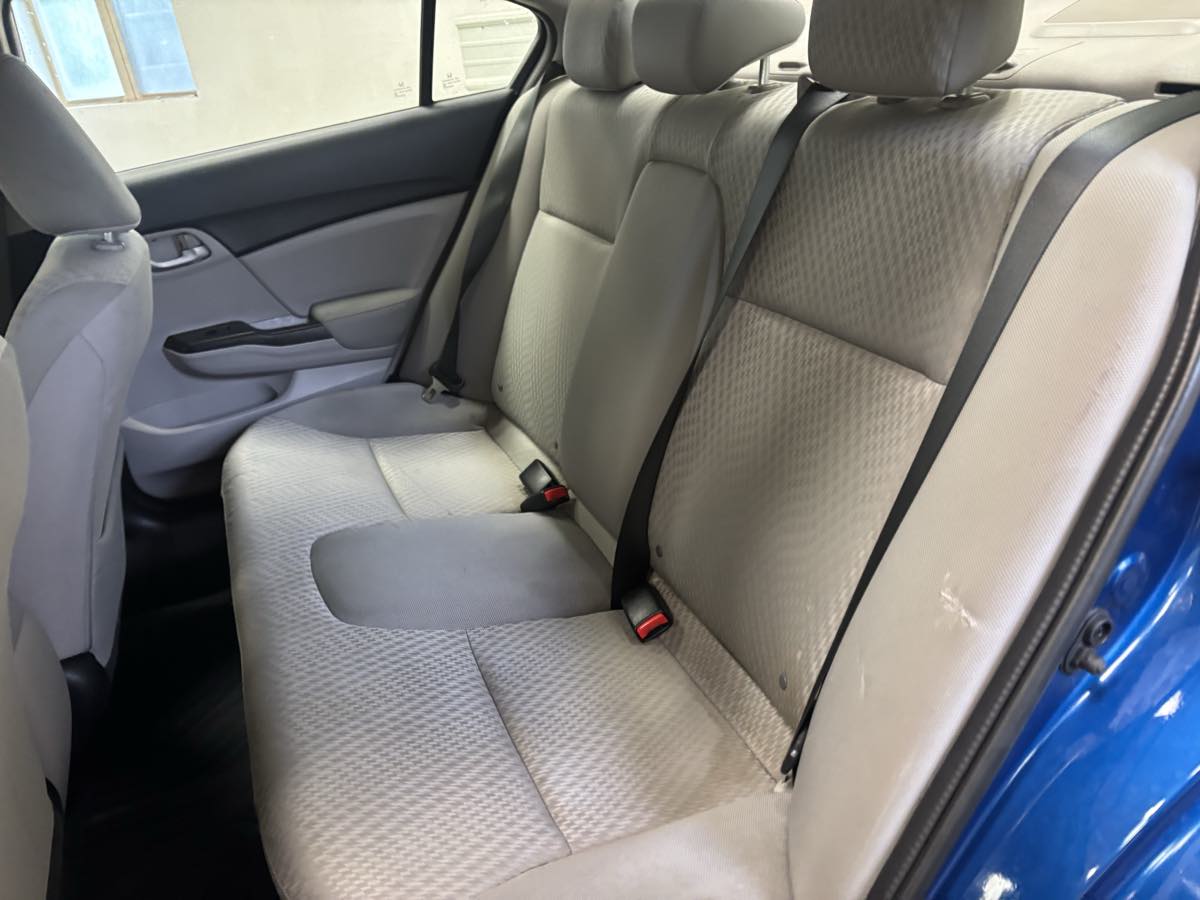 2015 Honda Civic LX - Photo 10