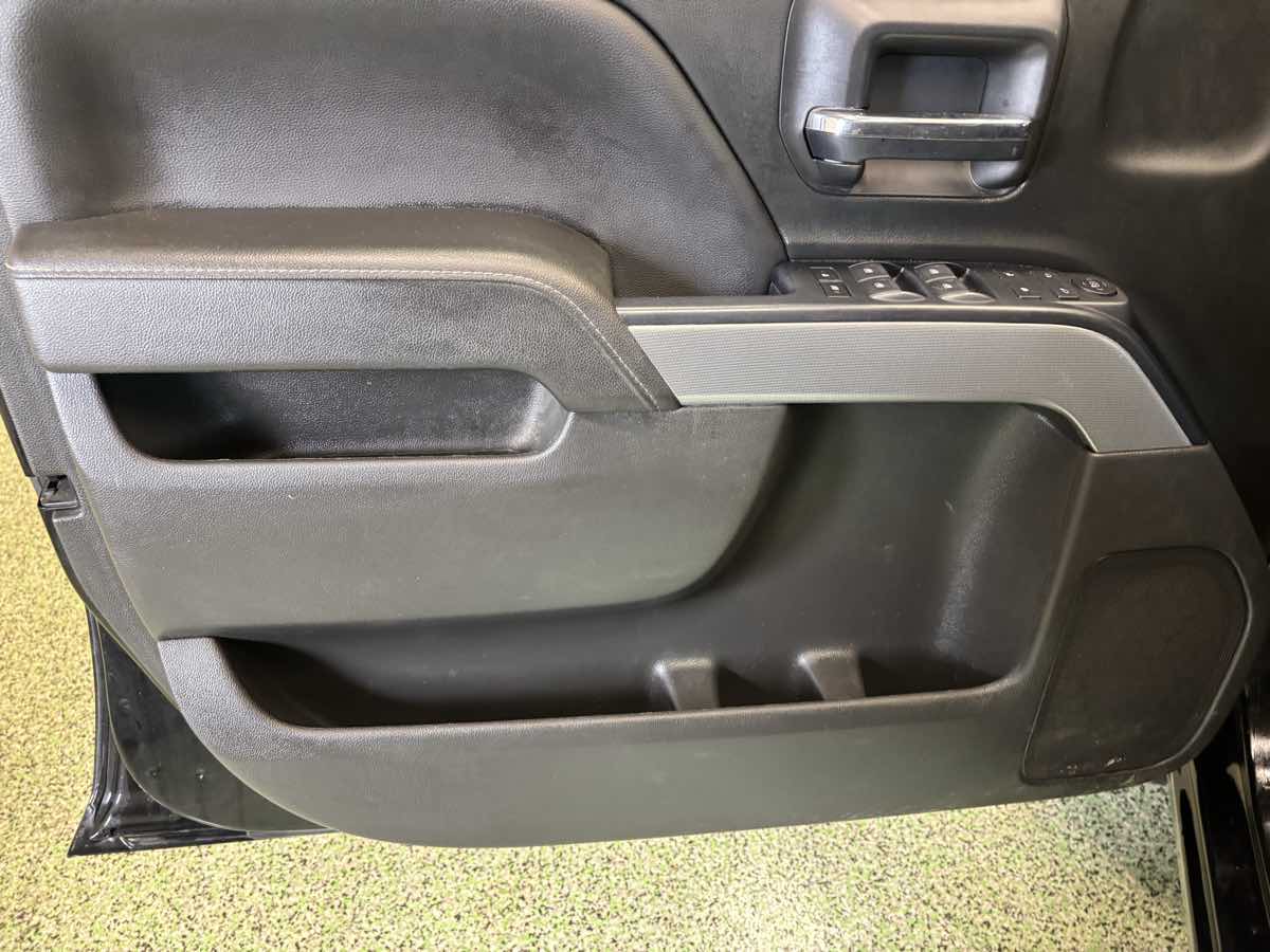 2018 Chevrolet Silverado 1500 LT - Photo 5