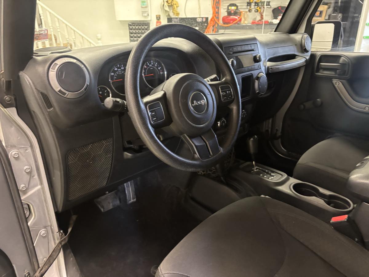 2016 Jeep Wrangler Unlimited Sport - Photo 6