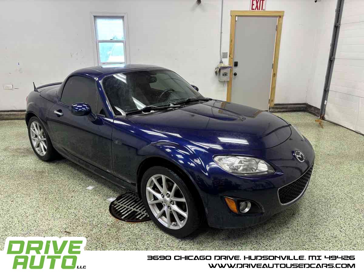 2011 Mazda MX-5 Miata Grand Touring Hard Top Auto's photo