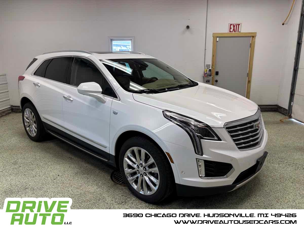 2017 Cadillac XT5 AWD Platinum's photo