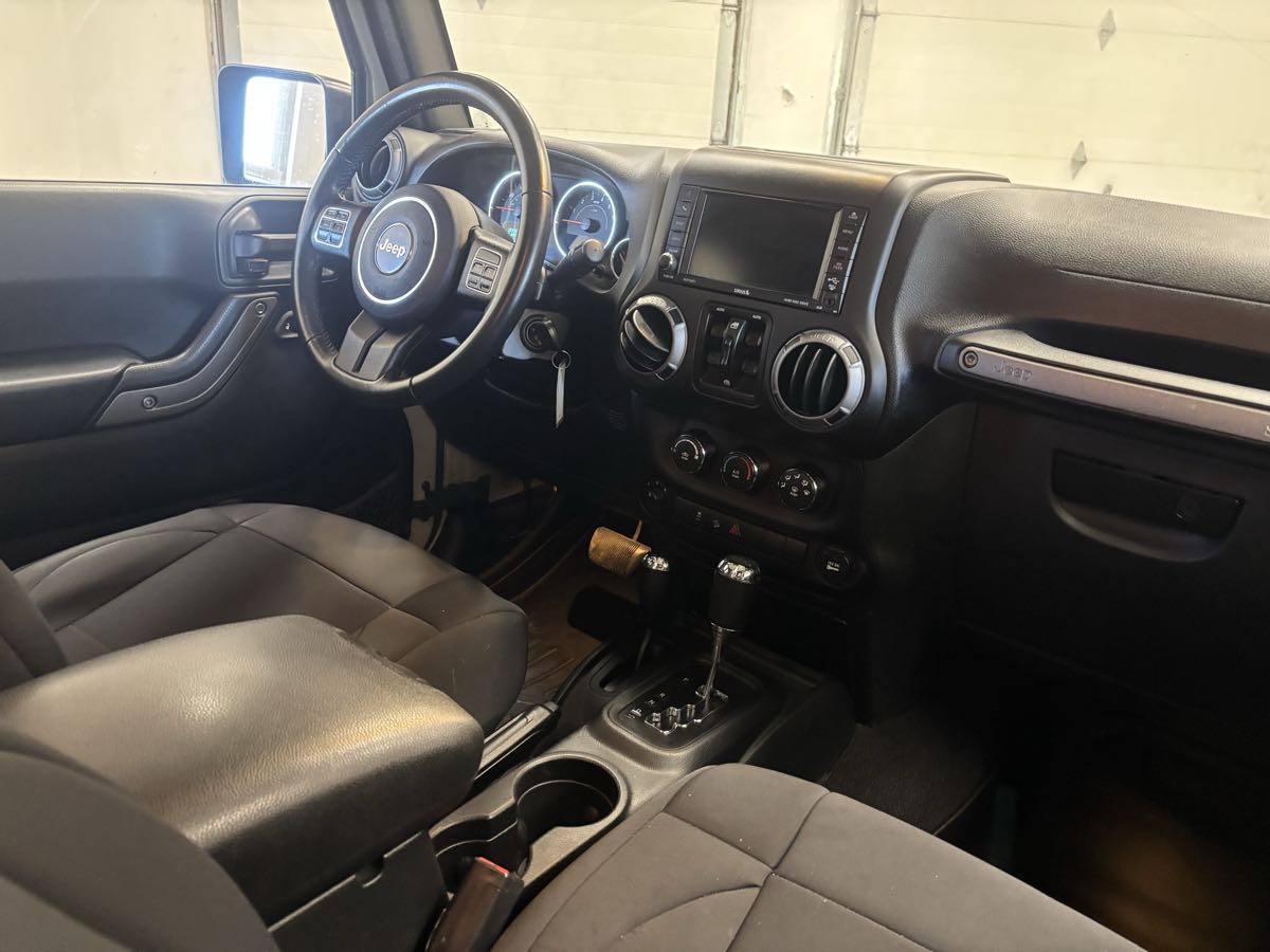 2017 Jeep Wrangler Unlimited Sport S - Photo 15