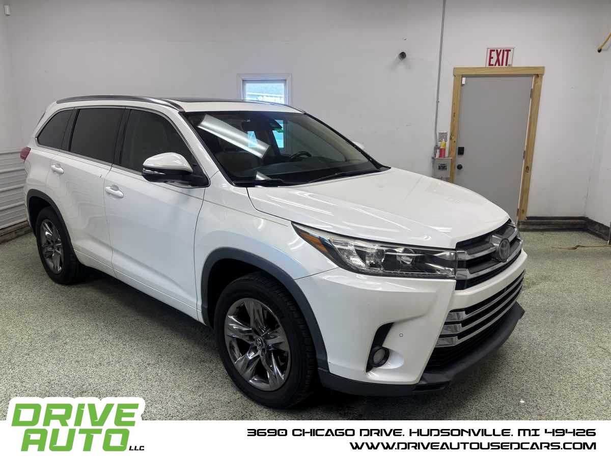 2018 Toyota Highlander Limited Platinum V6's photo