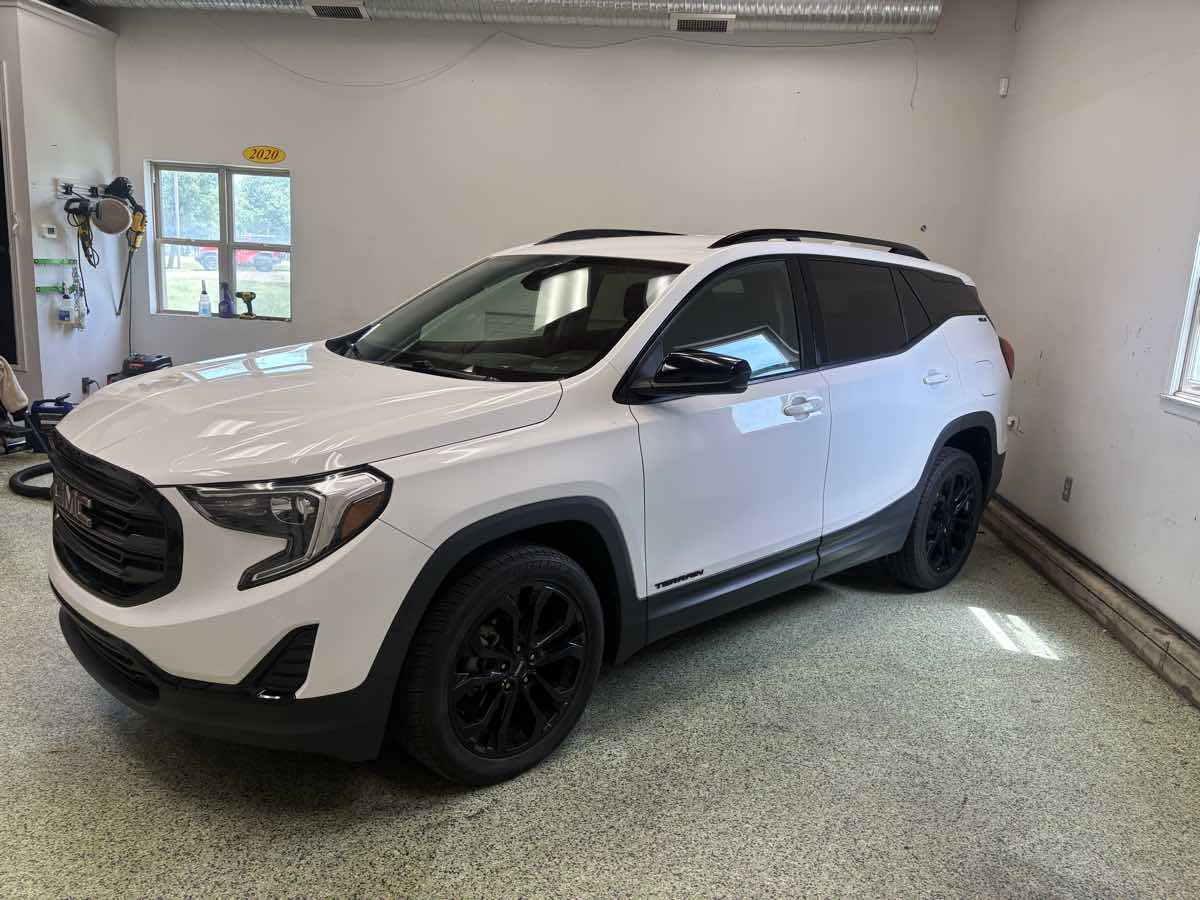 2020 GMC Terrain SLE - Photo 3