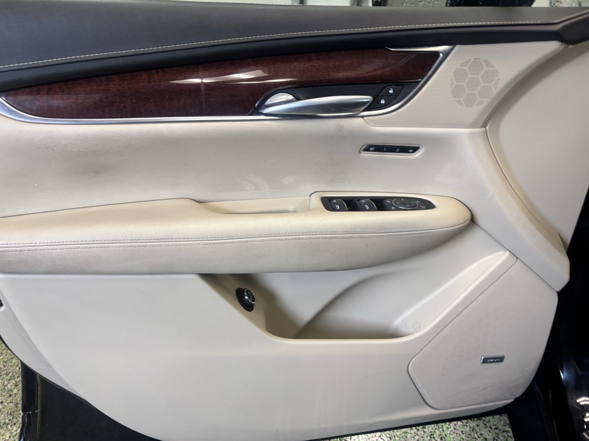 2018 Cadillac XT5 Luxury - Photo 10