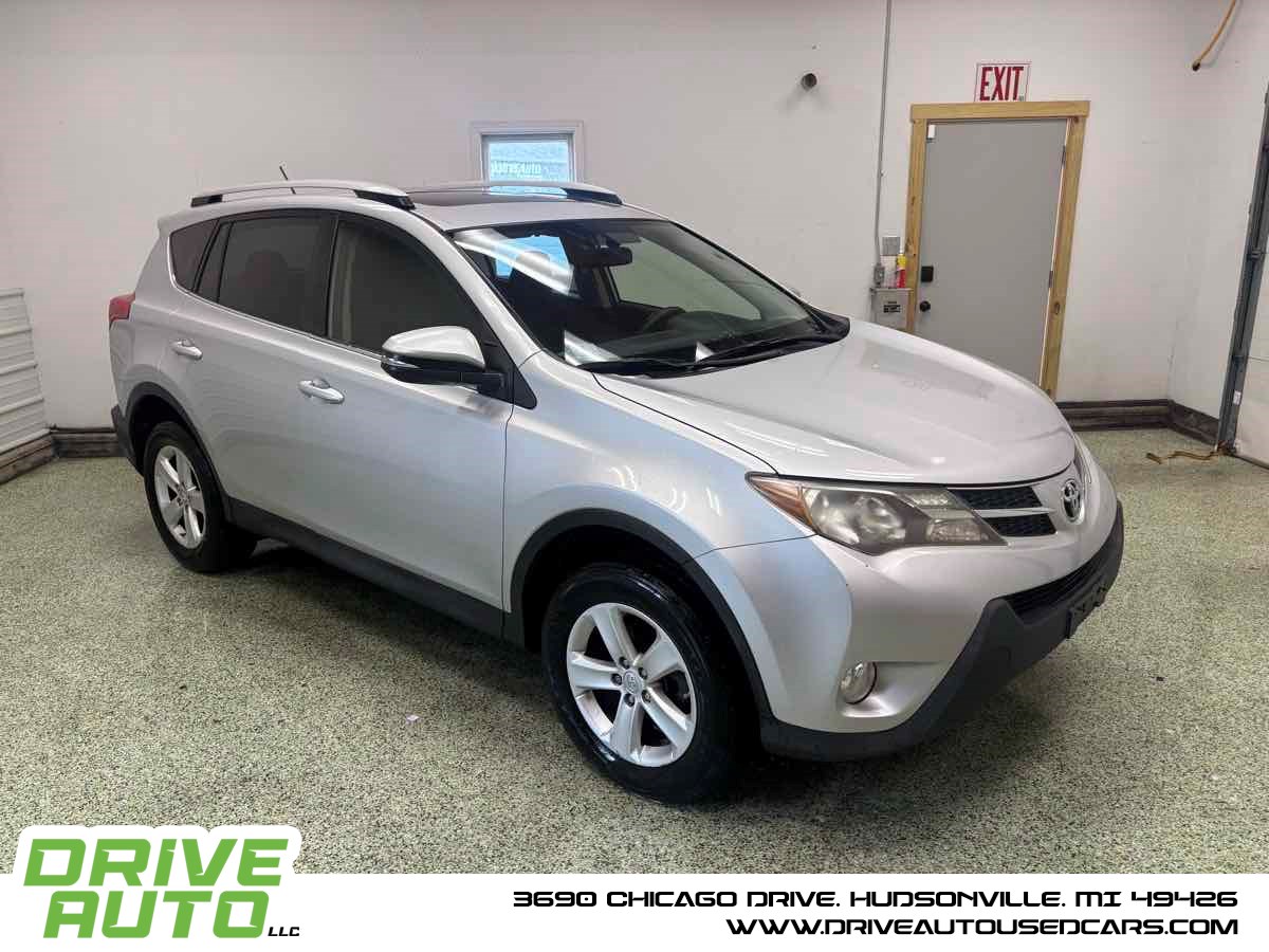 2013 Toyota RAV4 XLE AWD's photo