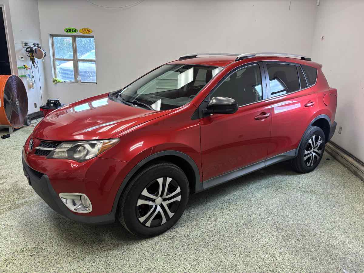 Photo 3 of this Toyota RAV4