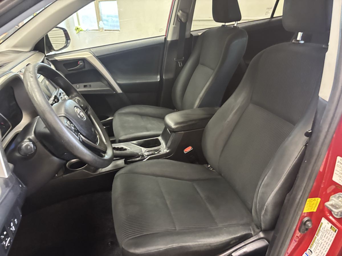 Photo 6 of this Toyota RAV4