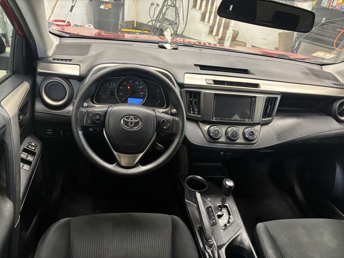 Photo 11 of this Toyota RAV4