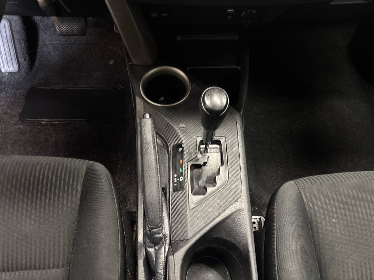 Photo 19 of this Toyota RAV4