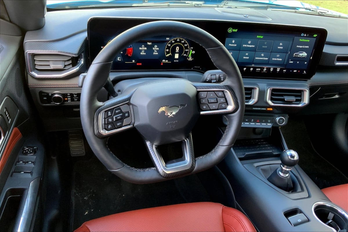 2024 Ford Mustang GT Premium Convertible photo 4