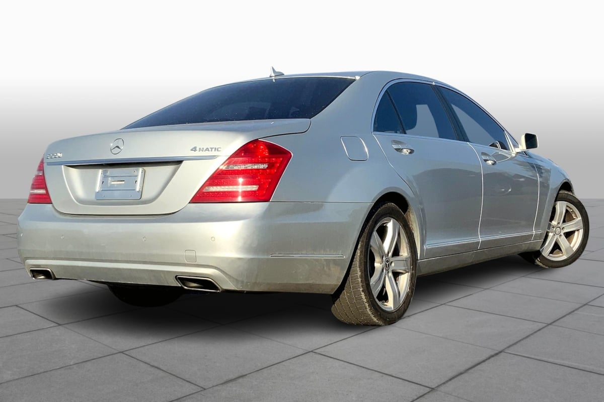 2011 Mercedes Benz S 550 4MATIC photo 11