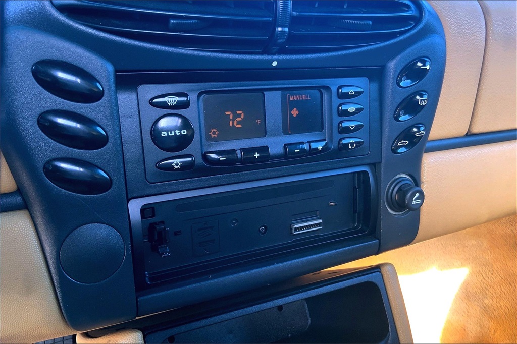 1999 Porsche Boxster Base photo 18