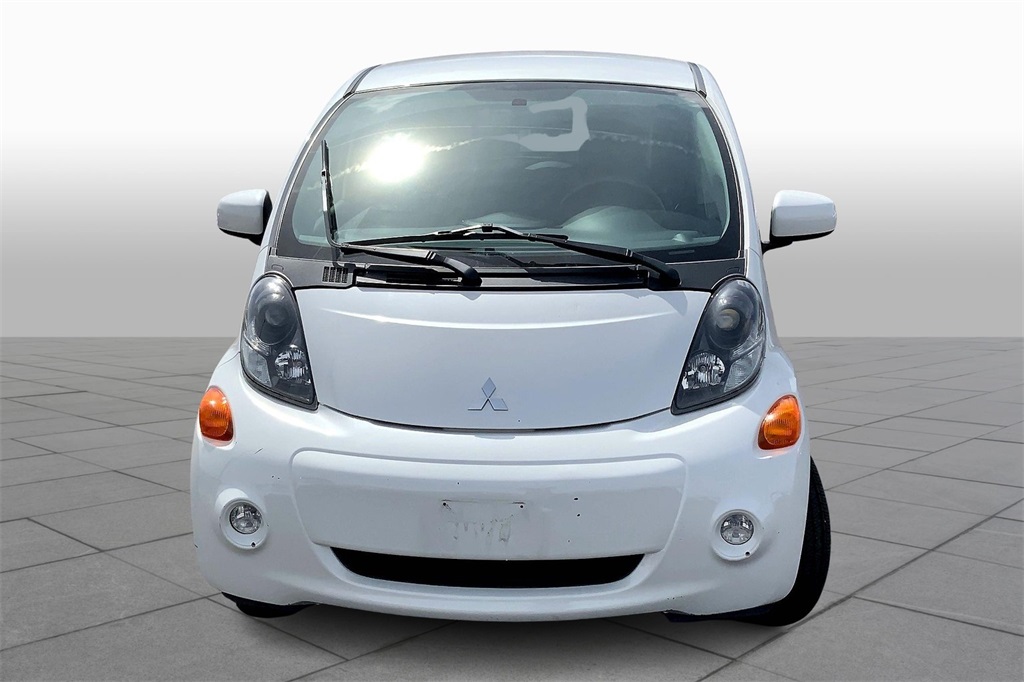 2014 Mitsubishi i-MiEV ES photo 2