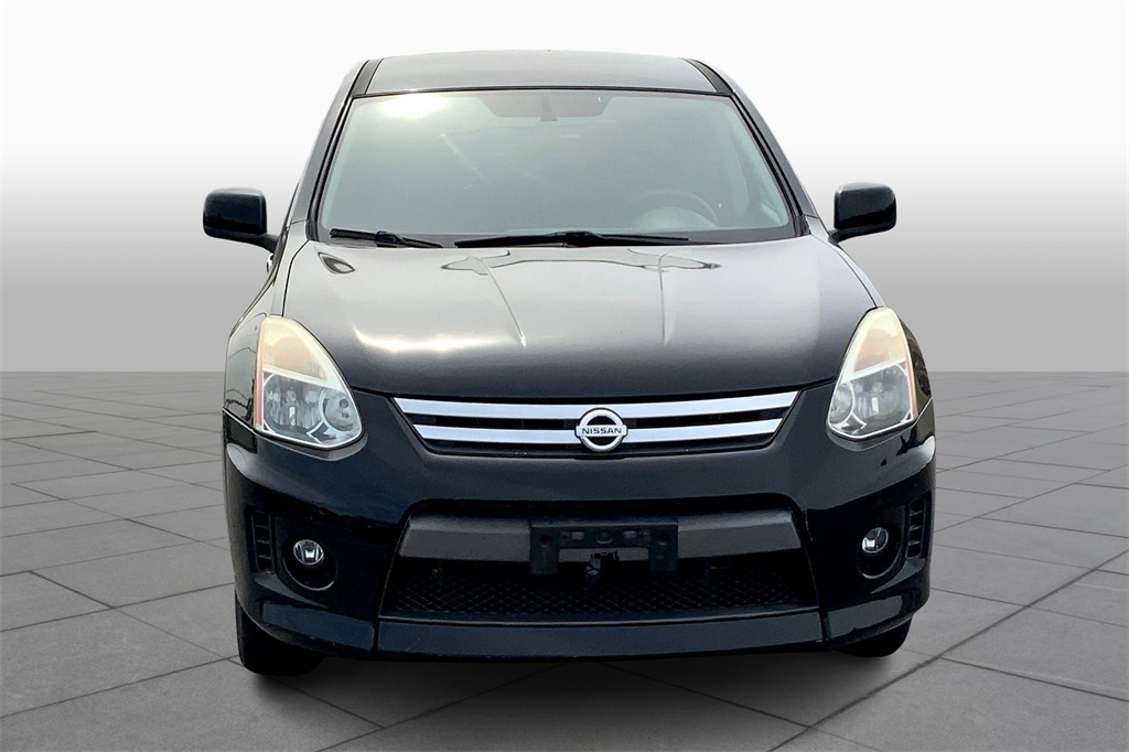 2010 Nissan Rogue S photo 2