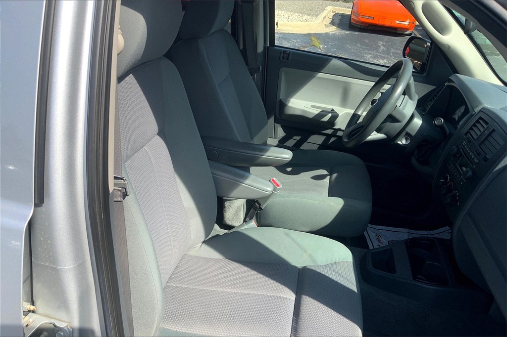 2005 Dodge Dakota ST photo 6