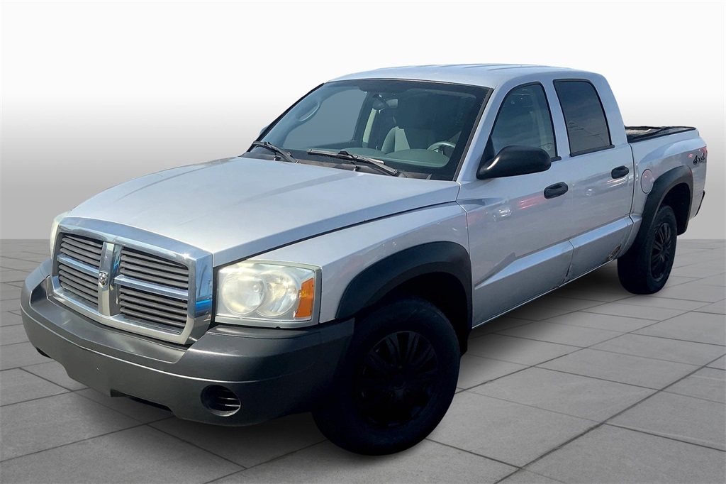 2005 Dodge Dakota ST photo 11