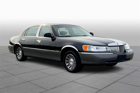 2001 Lincoln Town Car Signature