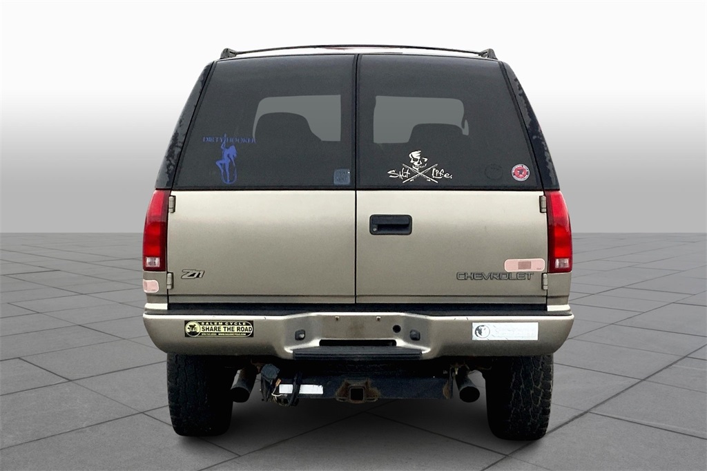 2000 Chevrolet Tahoe Z71 photo 3