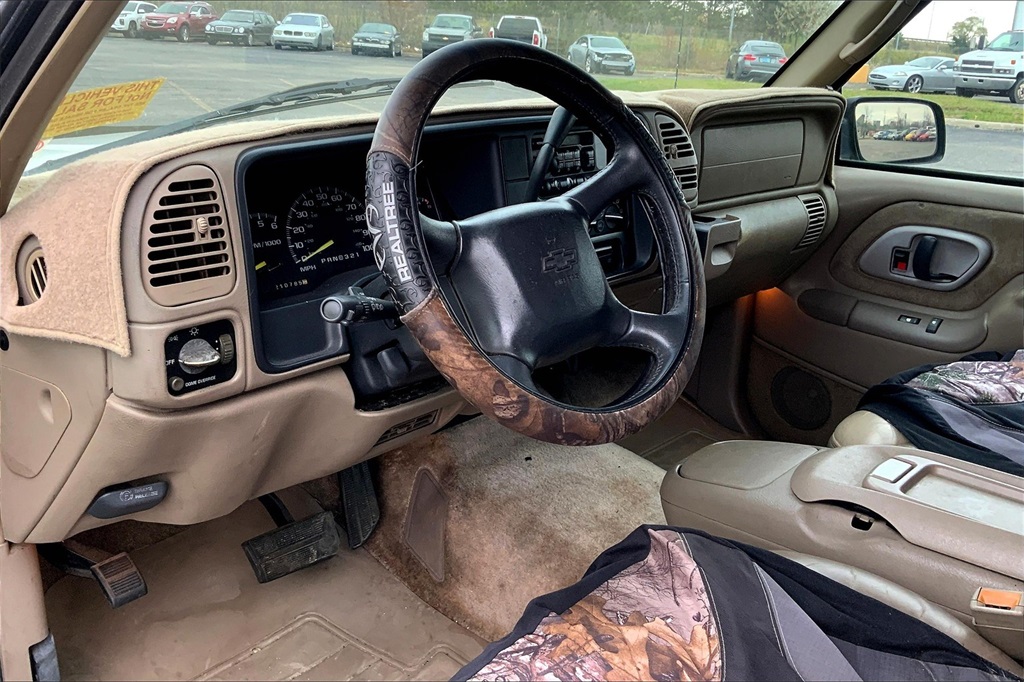 2000 Chevrolet Tahoe Z71 photo 11
