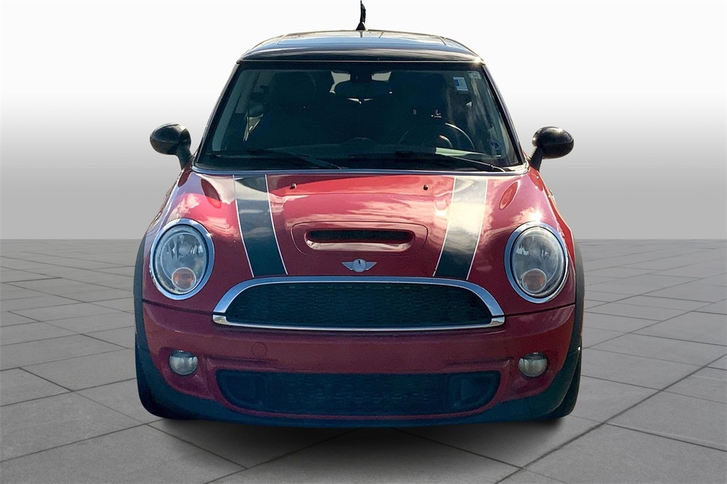 2013 Mini Cooper Hardtop S photo 2