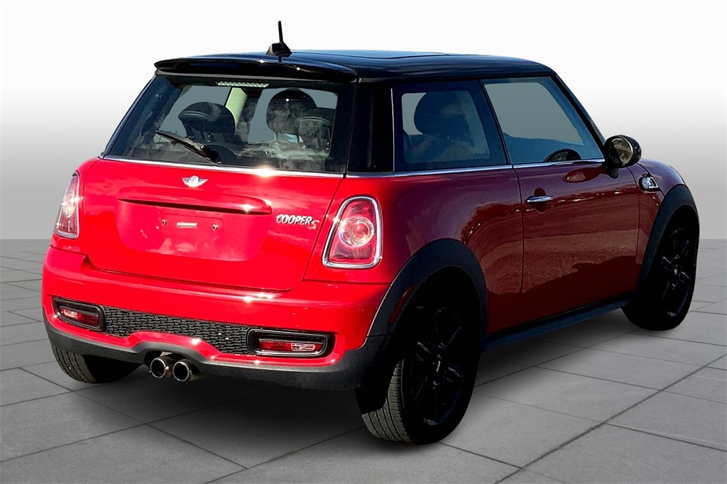 2013 Mini Cooper Hardtop S photo 13