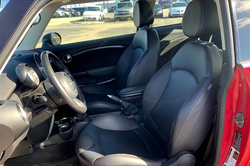 2013 Mini Cooper Hardtop S photo 18
