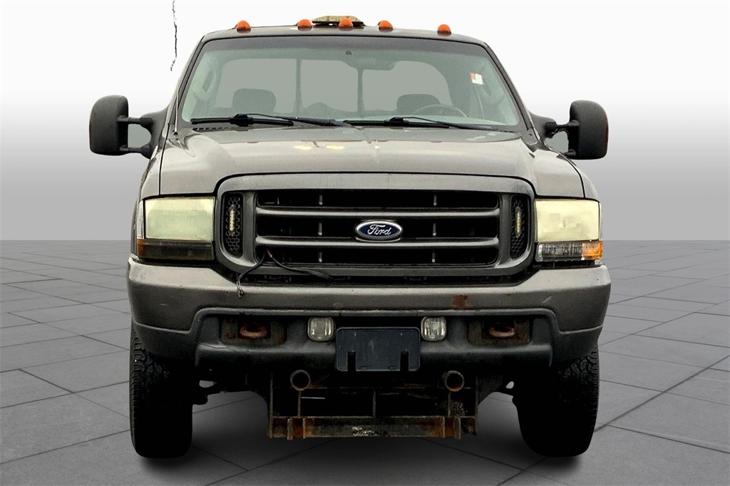 2004 Ford F-250 XL photo 2
