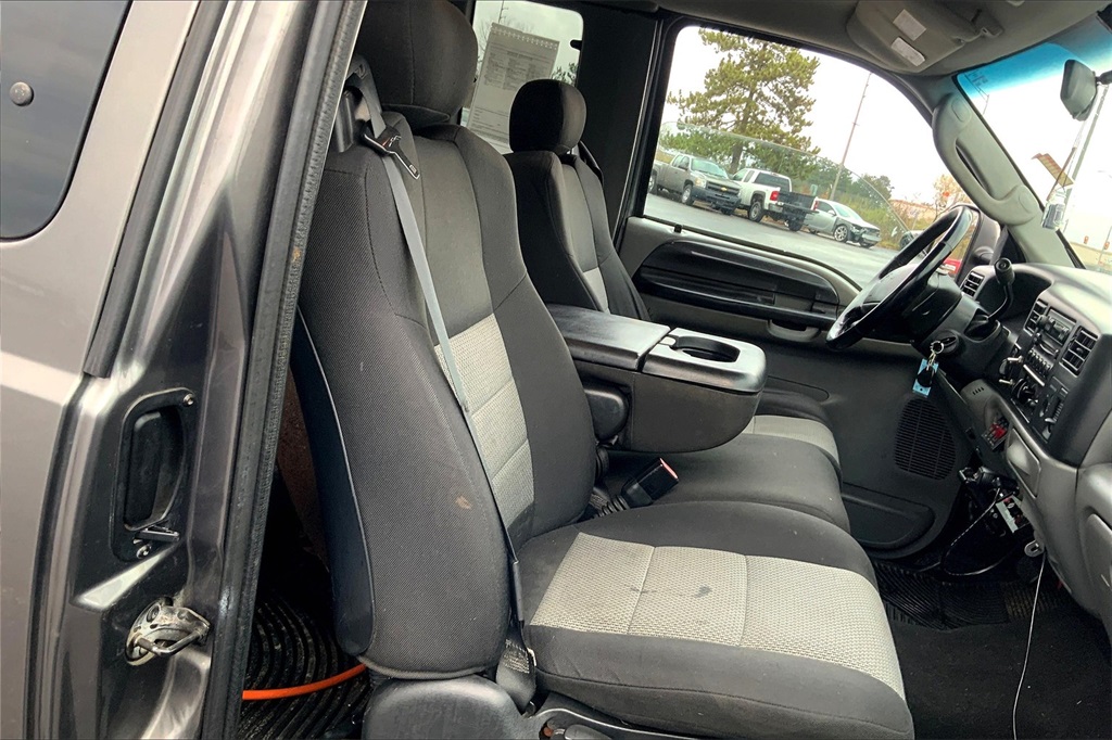 2004 Ford F-250 XL photo 6