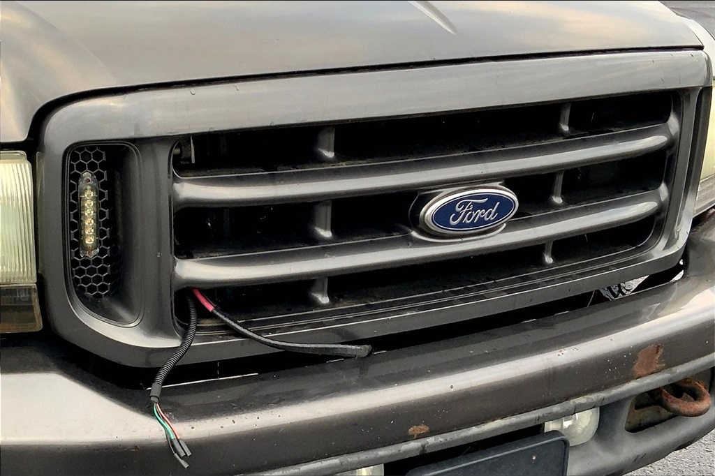 2004 Ford F-250 XL photo 22