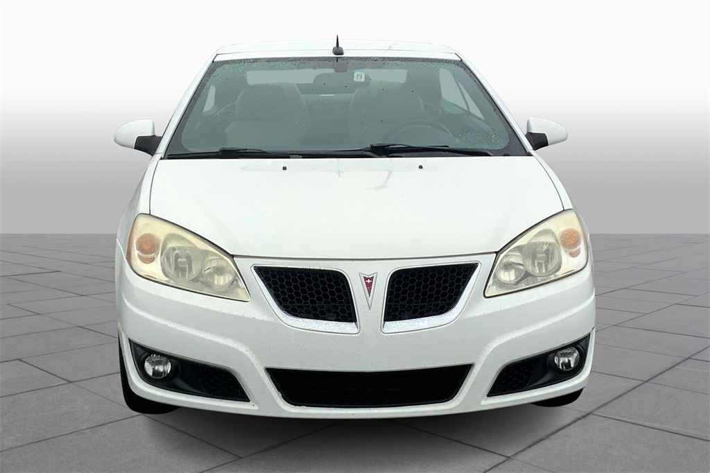 2009 Pontiac G6 GT photo 2