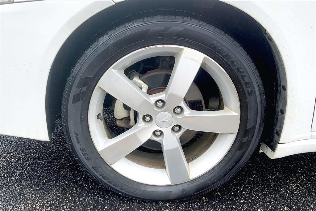 2009 Pontiac G6 GT photo 7